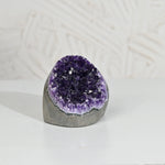 Load image into Gallery viewer, Natural Amethyst Geode 932g - Raw Crystal for Healing