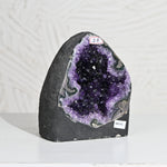 Load image into Gallery viewer, Natural Amethyst Geode 2.8kg - Raw Crystal for Healing