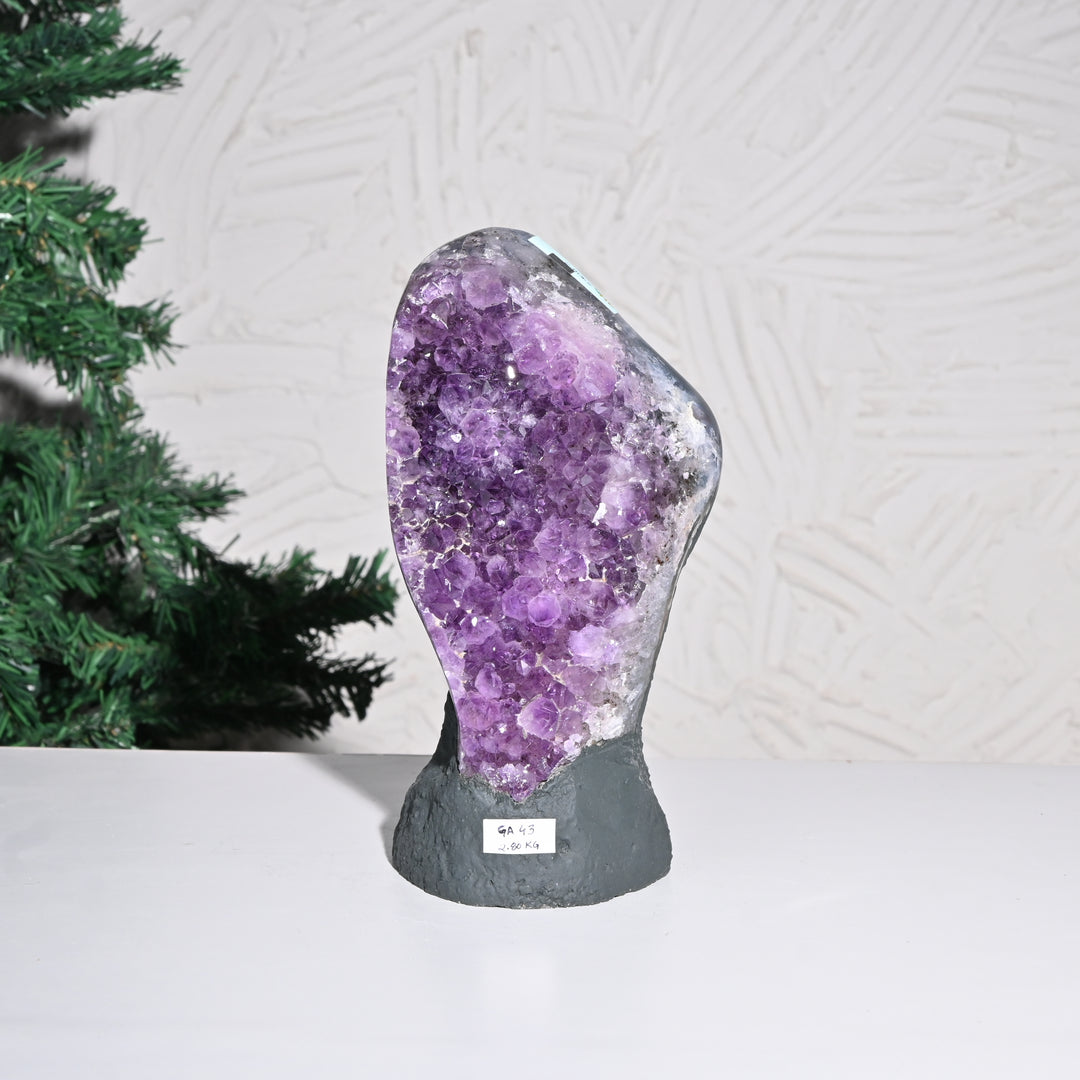 Natural Amethyst Geode 2.80kg - Raw Crystal for Healing