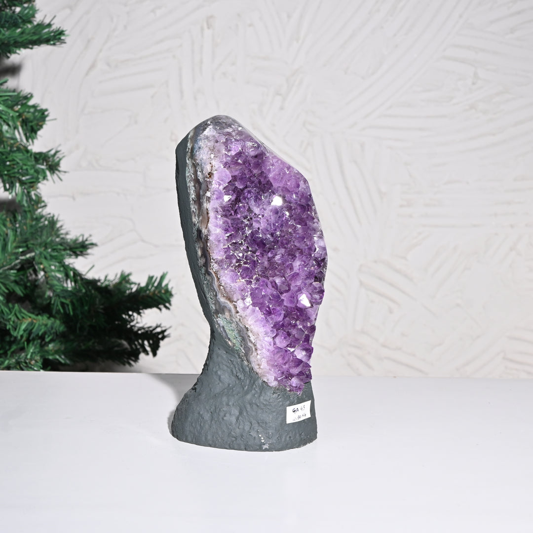 Natural Amethyst Geode 2.80kg - Raw Crystal for Healing