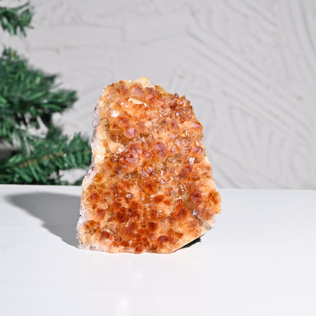 Citrine Crystal 892g – Energy Stone for Abundance & Inner Harmony