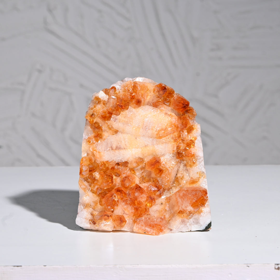 Citrine Geode 1030g – Natural Crystal for Wealth & Spiritual Growth