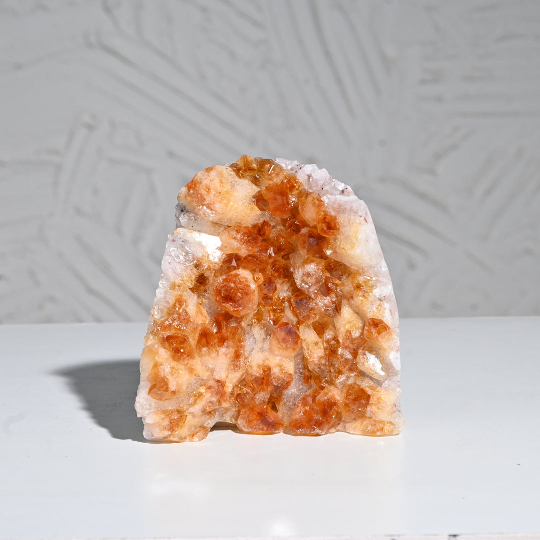 Citrine Geode 940g – Raw Crystal for Wealth Energy & Home Decor