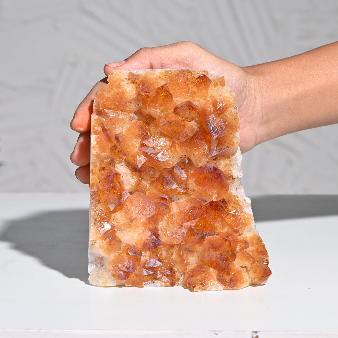 Raw Citrine Geode 1412g – Energy Crystal for Balance & Positive Energy