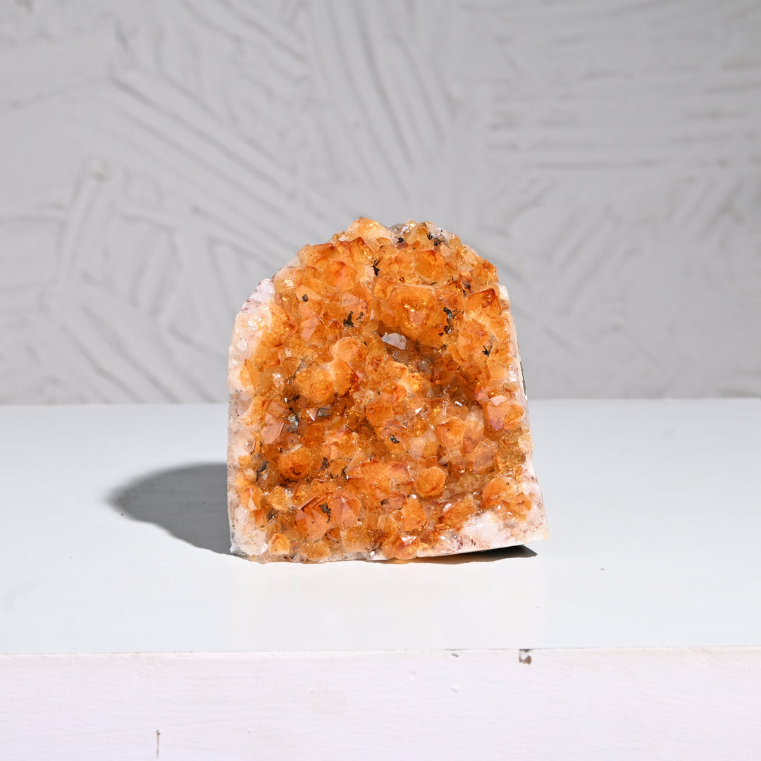 Citrine Stone 1260g – Wealth Crystal for Energy Alignment & Home Decor