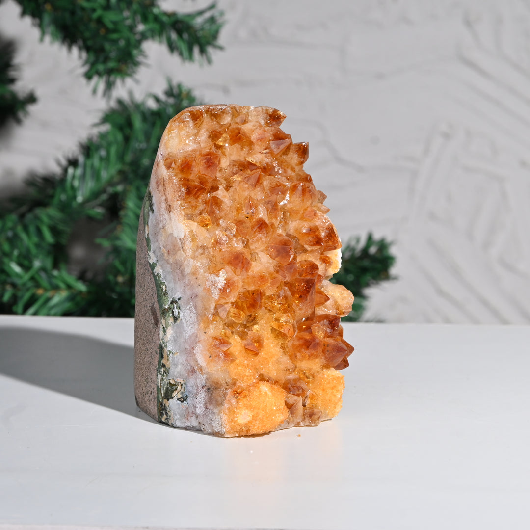 Raw Citrine Geode 1393g – Natural Healing Crystal for Prosperity & Positivity