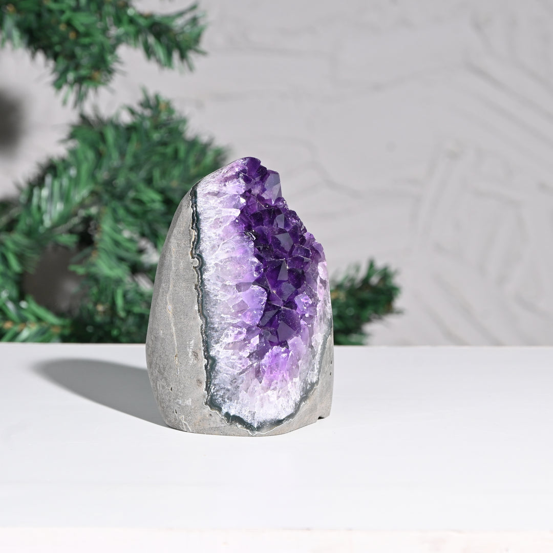 Natural Amethyst Geode 870g - Raw Crystal for Healing