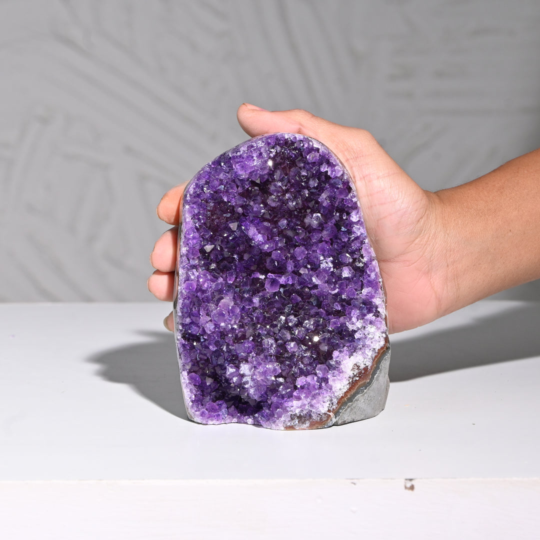 Natural Amethyst Geode 967g - Raw Crystal for Healing