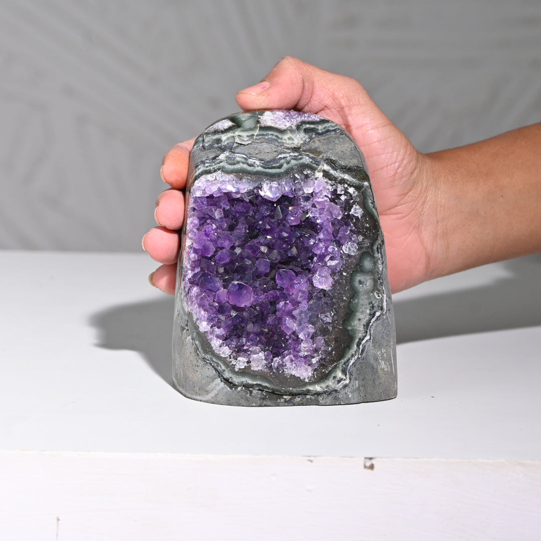 Natural Amethyst Geode 784g - Raw Crystal for Healing