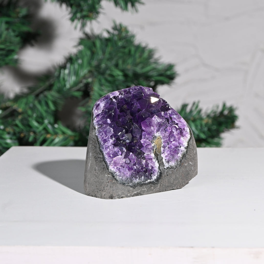 Natural Amethyst Geode 691g - Raw Crystal for Healing