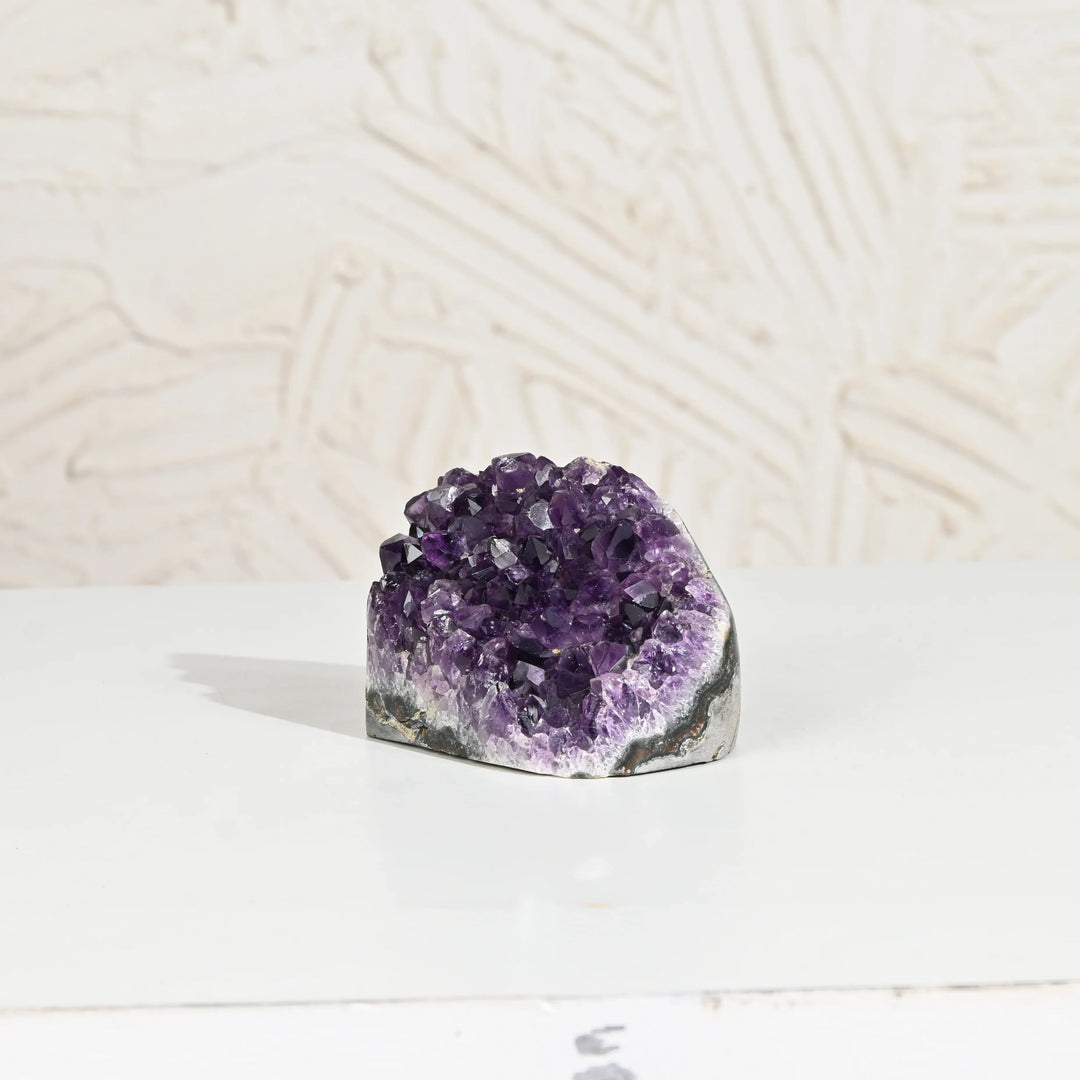Natural Amethyst Geode 548g - Raw Crystal for Healing