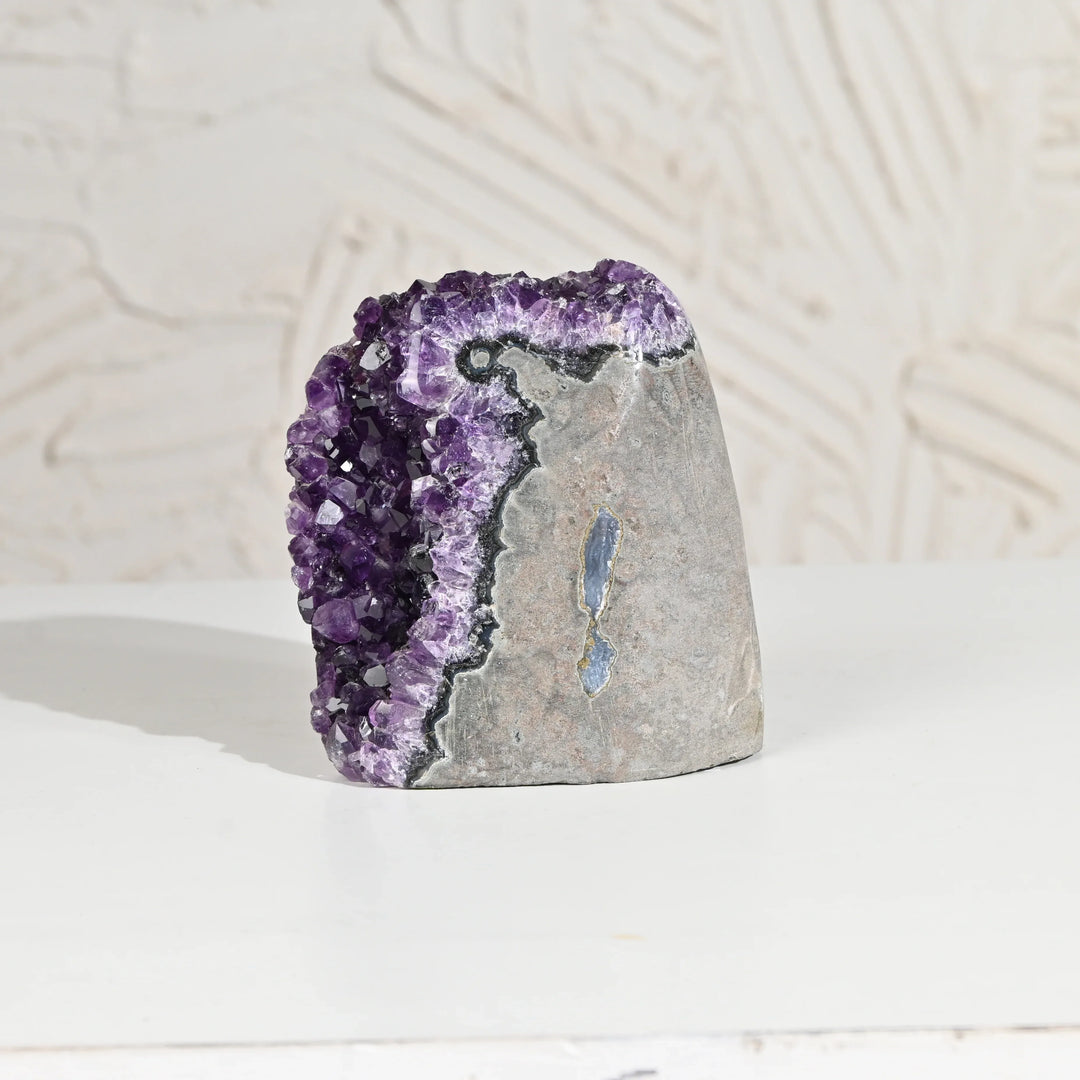 Natural Amethyst Geode 871g - Raw Crystal for Healing