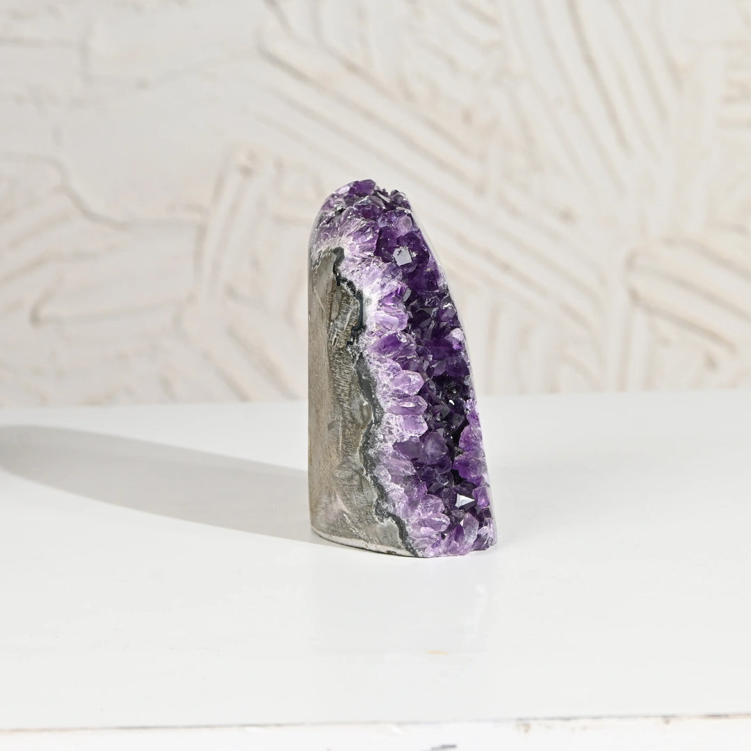 Natural Amethyst Geode 871g - Raw Crystal for Healing