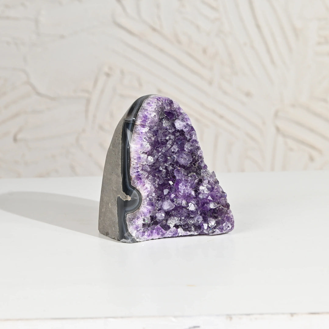 Natural Amethyst Geode 668g - Raw Crystal for Healing