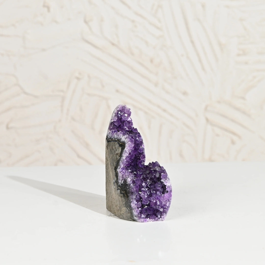 Natural Amethyst Geode 367g - Raw Crystal for Healing