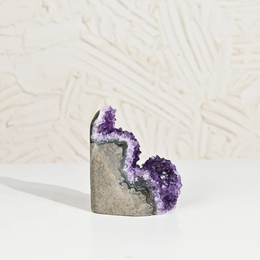 Natural Amethyst Geode 367g - Raw Crystal for Healing