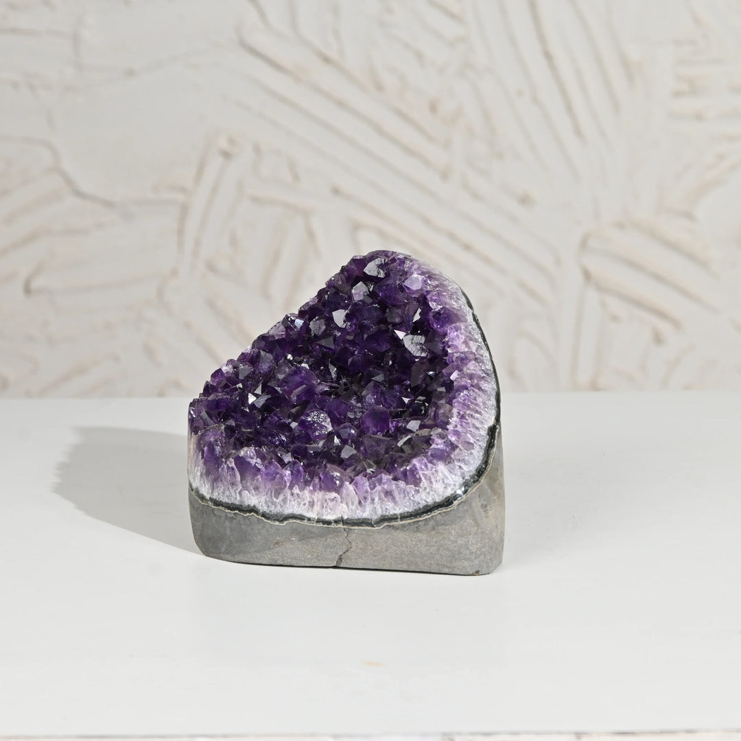 Natural Amethyst Geode 1133g - Raw Crystal for Healing