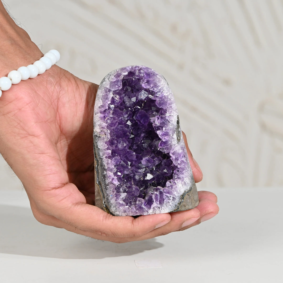Natural Amethyst Geode 320g - Raw Crystal for Healing
