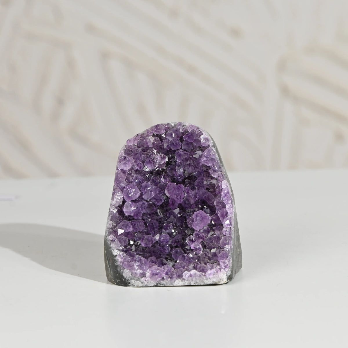 Amethyst Geode – Vibrating Crystals, Jaipur
