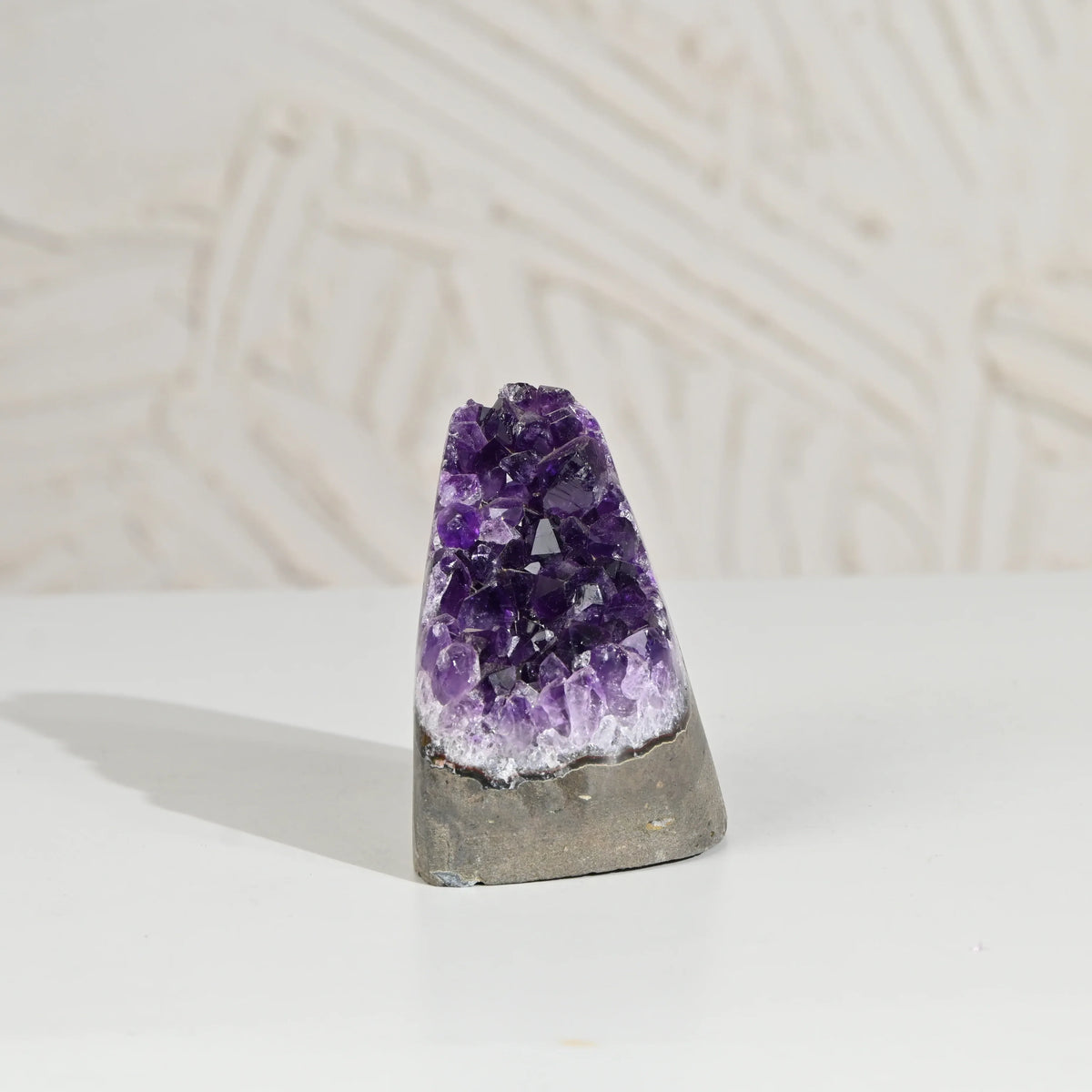 Amethyst Geode – Vibrating Crystals, Jaipur