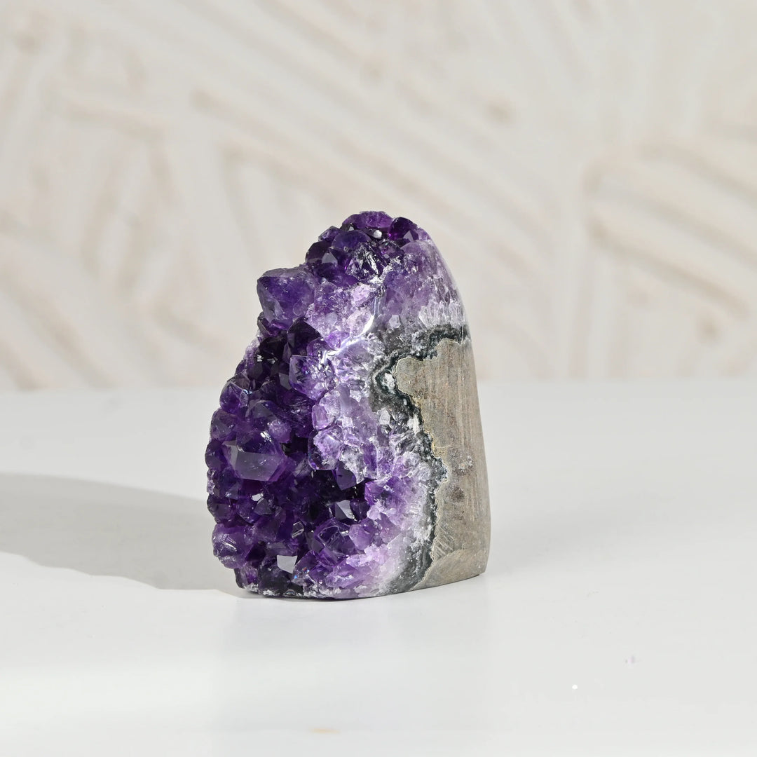 Natural Amethyst Geode 353g - Raw Crystal for Healing