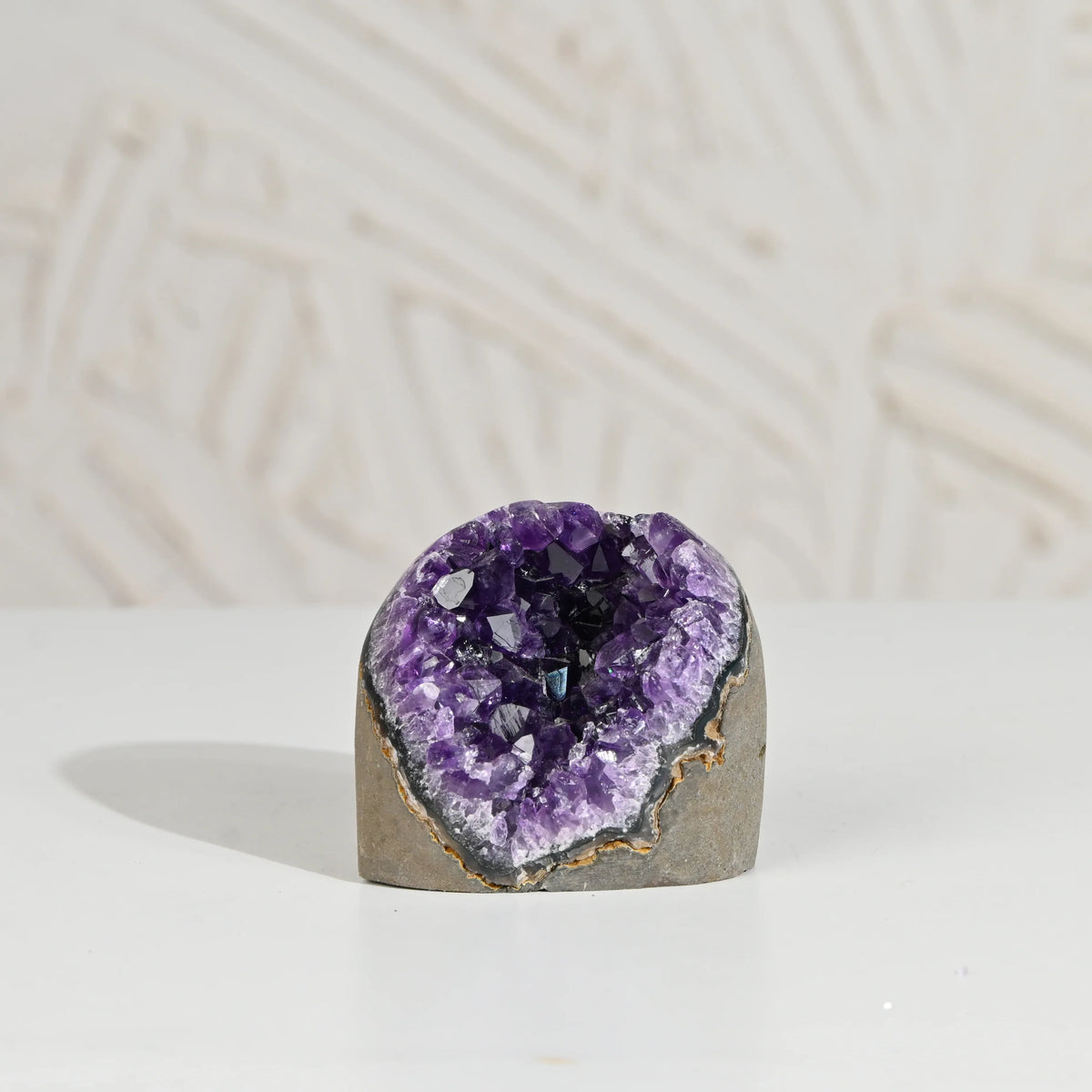 Amethyst Geode – Vibrating Crystals, Jaipur