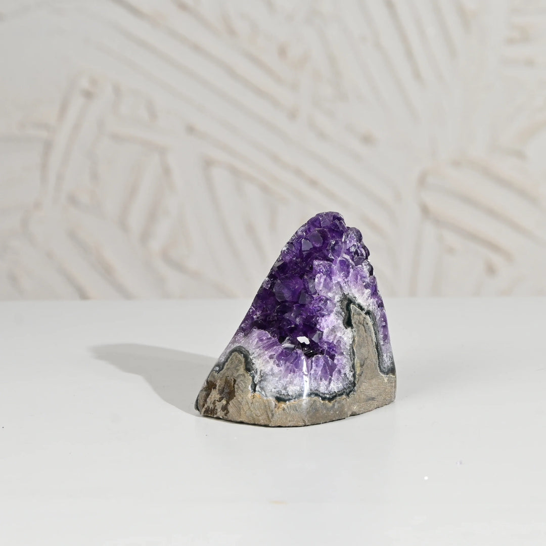 Natural Amethyst Geode 370g - Raw Crystal for Healing