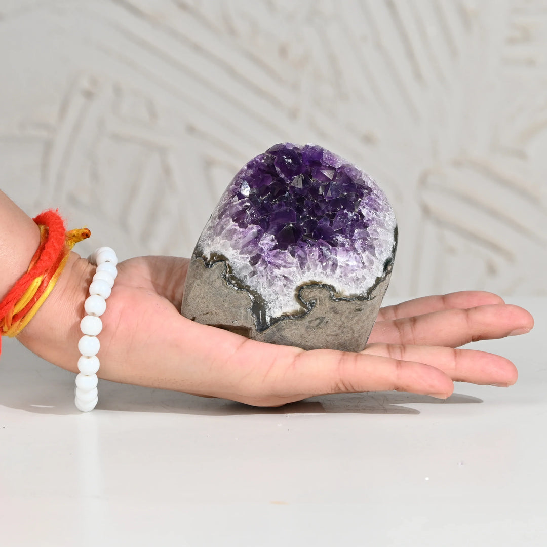 Natural Amethyst Geode 488g - Raw Crystal for Healing