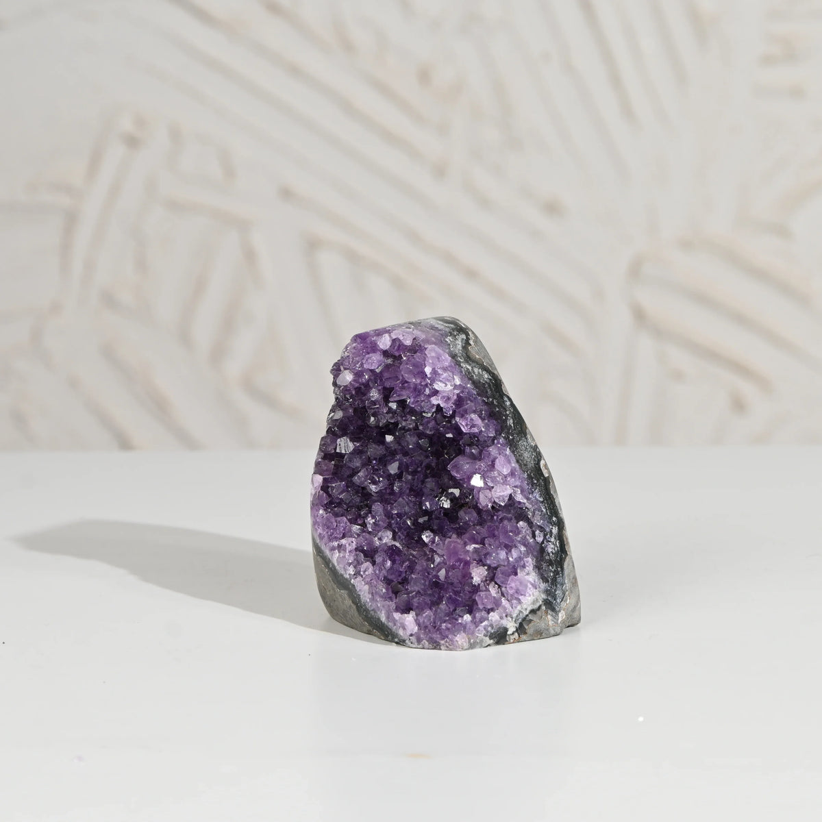 Amethyst Geode – Vibrating Crystals, Jaipur