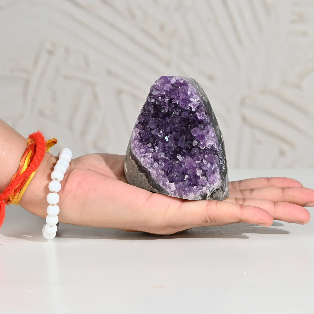 Natural Amethyst Geode 393g - Raw Crystal for Healing