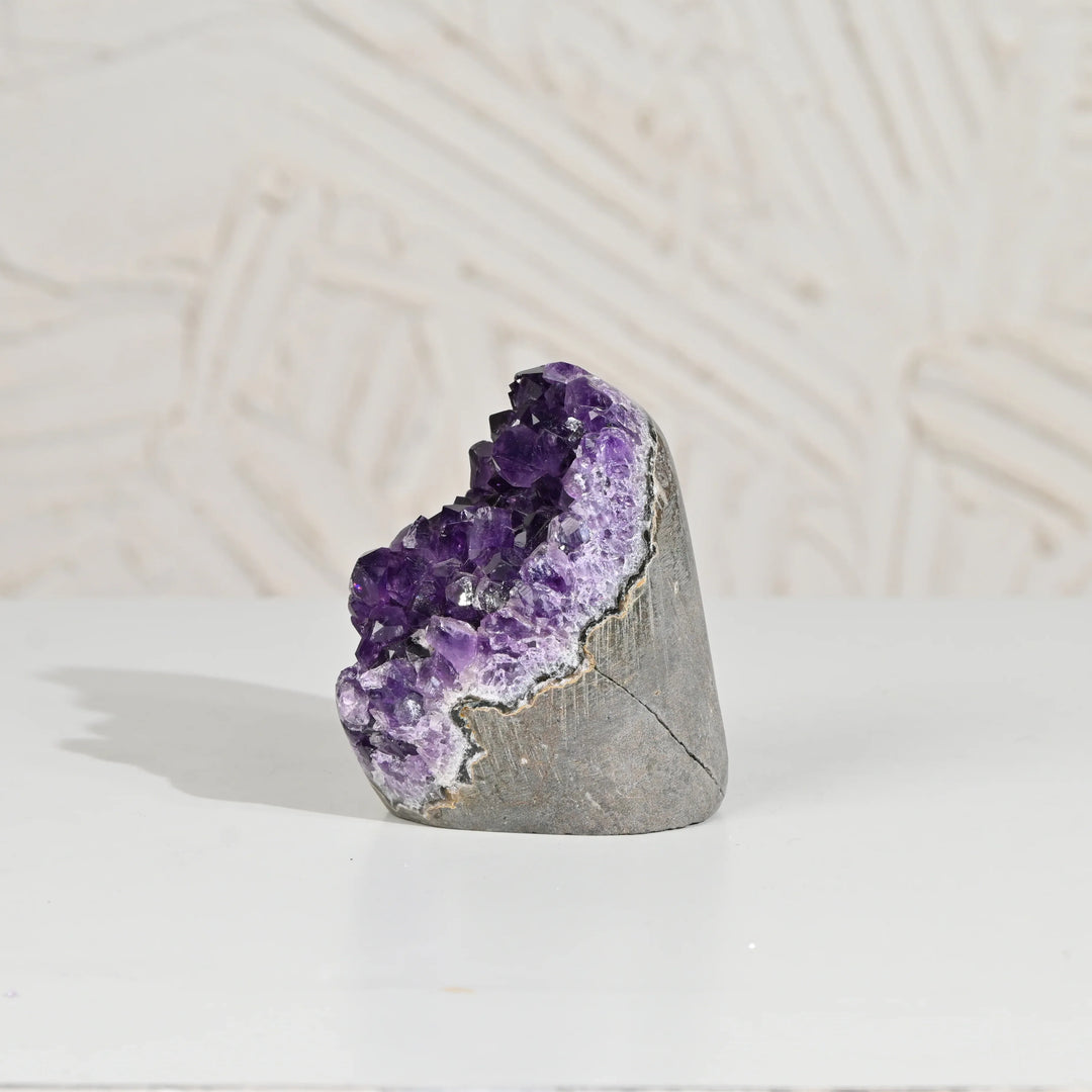 Natural Amethyst Geode 533g - Raw Crystal for Healing