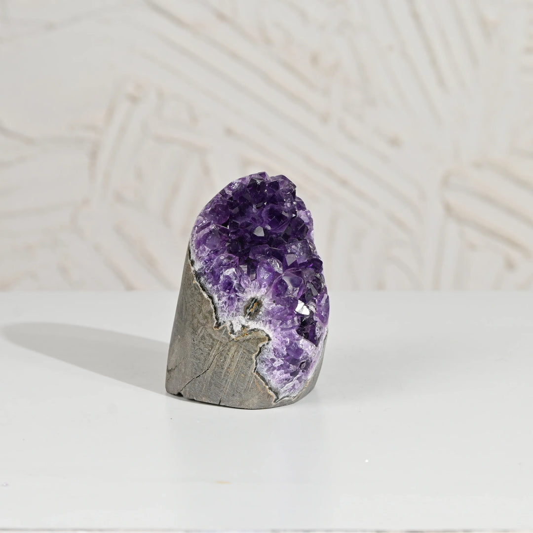 Natural Amethyst Geode 533g - Raw Crystal for Healing