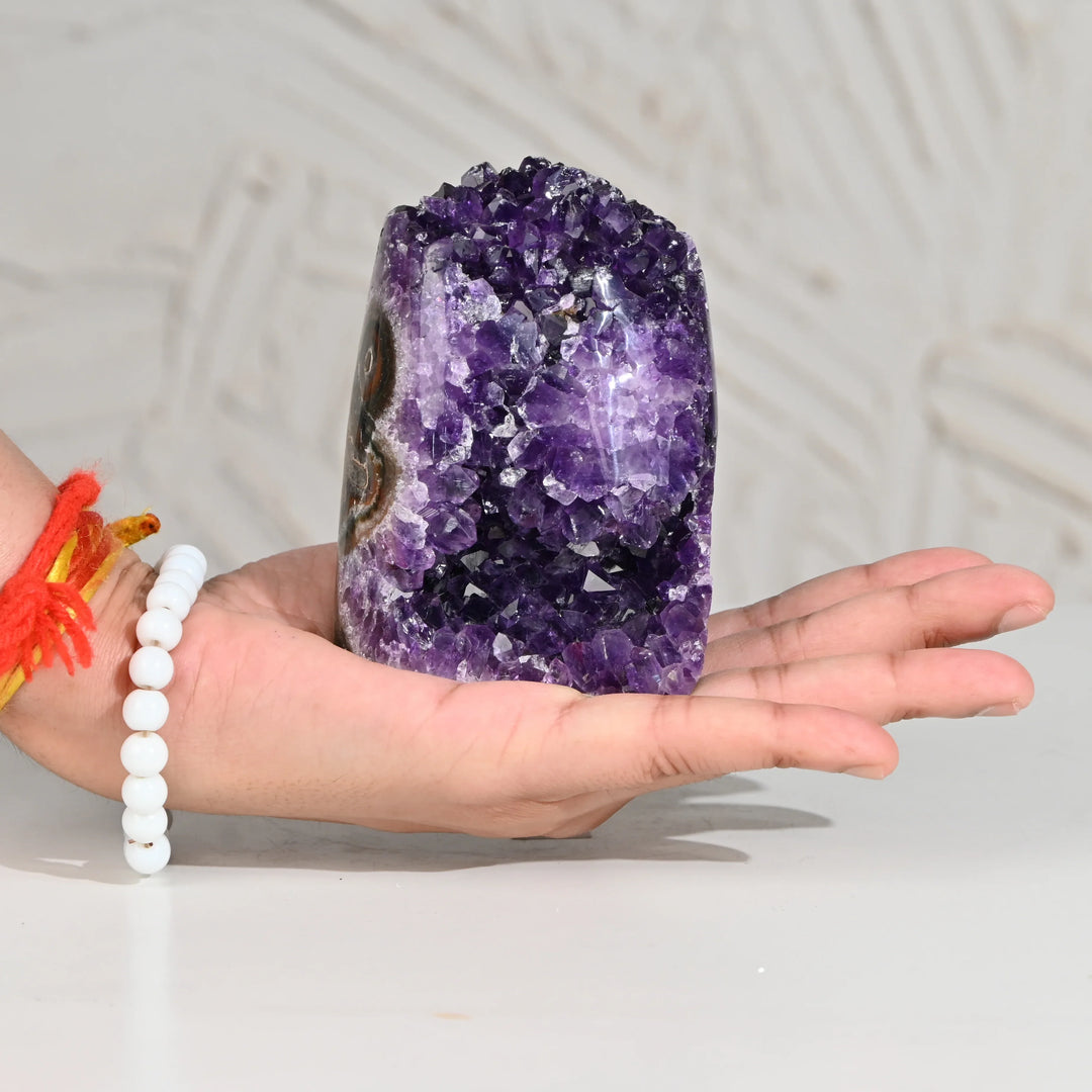 Natural Amethyst Geode 635g - Raw Crystal for Healing