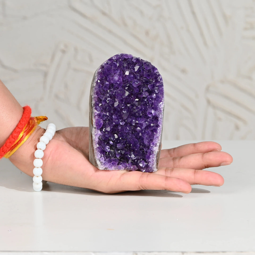 Natural Amethyst Geode 550 g - Raw Crystal for Healing