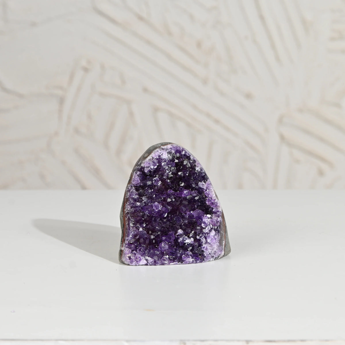 Amethyst Geode – Vibrating Crystals, Jaipur