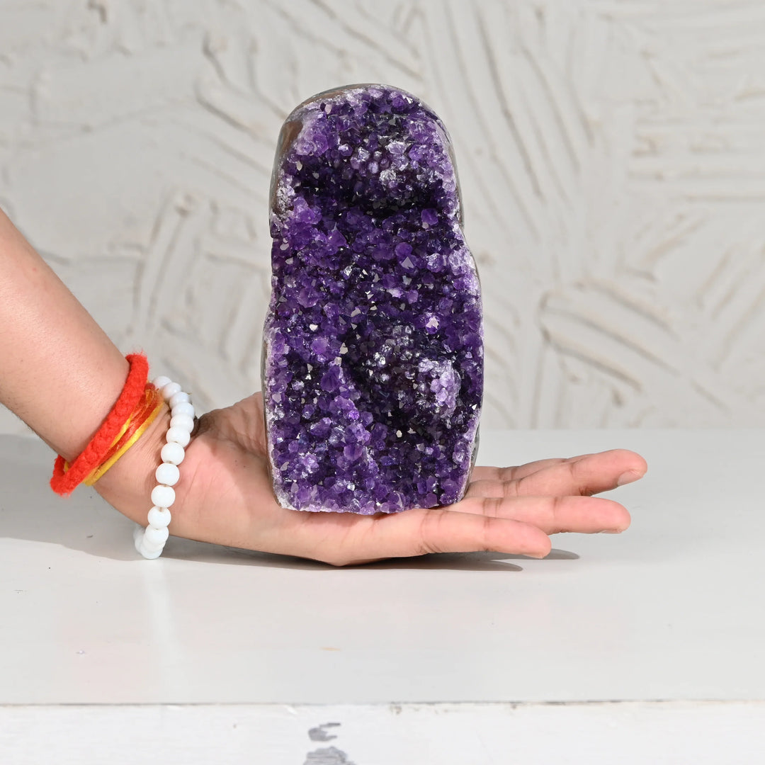 Natural Amethyst Geode 1097g - Raw Crystal for Healing