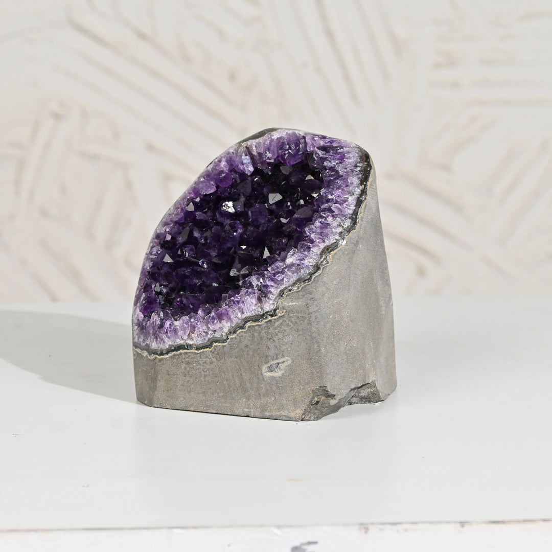 Natural Amethyst Geode 1463g - Raw Crystal for Healing