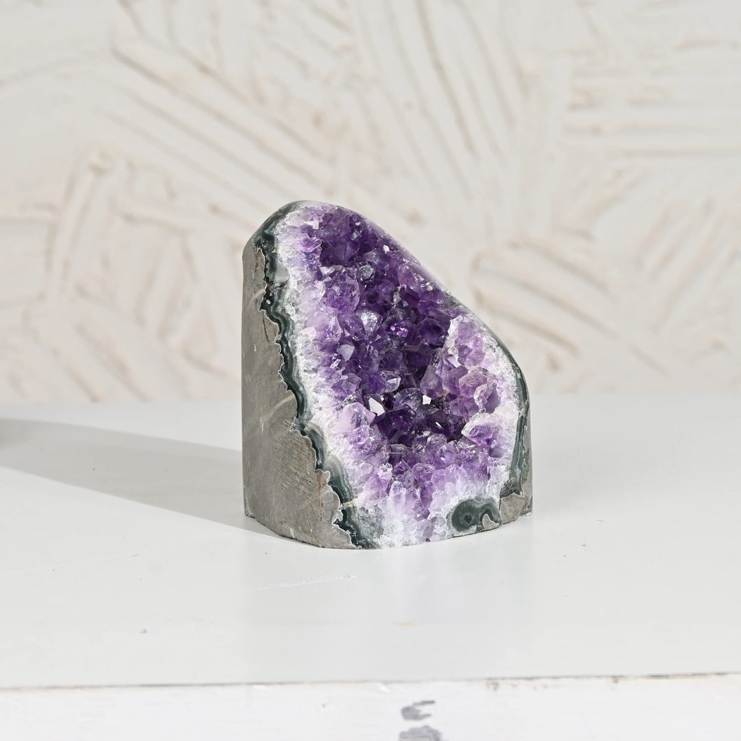 Natural Amethyst Geode 1175g - Raw Crystal for Healing