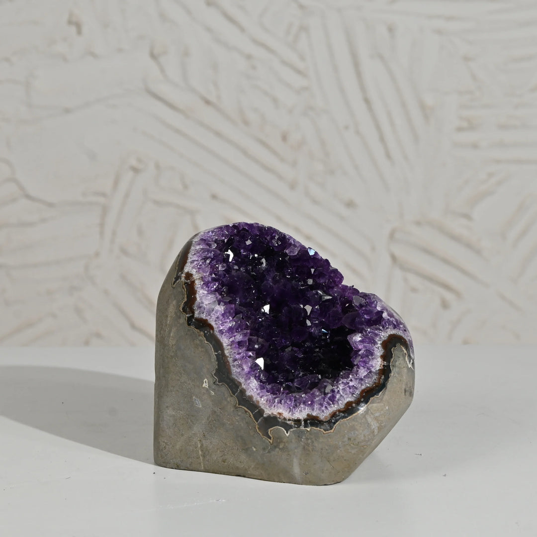 Natural Amethyst Geode 1384g - Raw Crystal for Healing