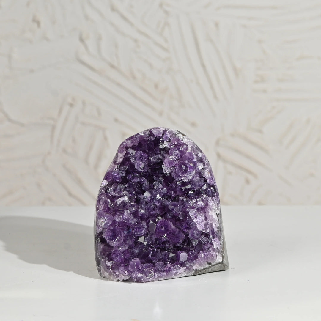 Natural Amethyst Geode 1340g - Raw Crystal for Healing