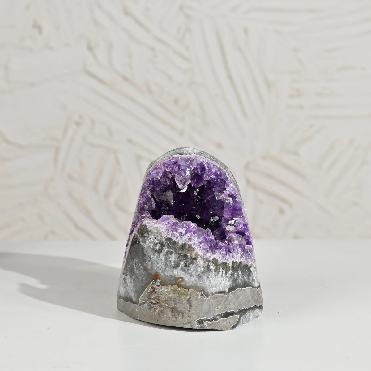 Amethyst Geode – Vibrating Crystals, Jaipur