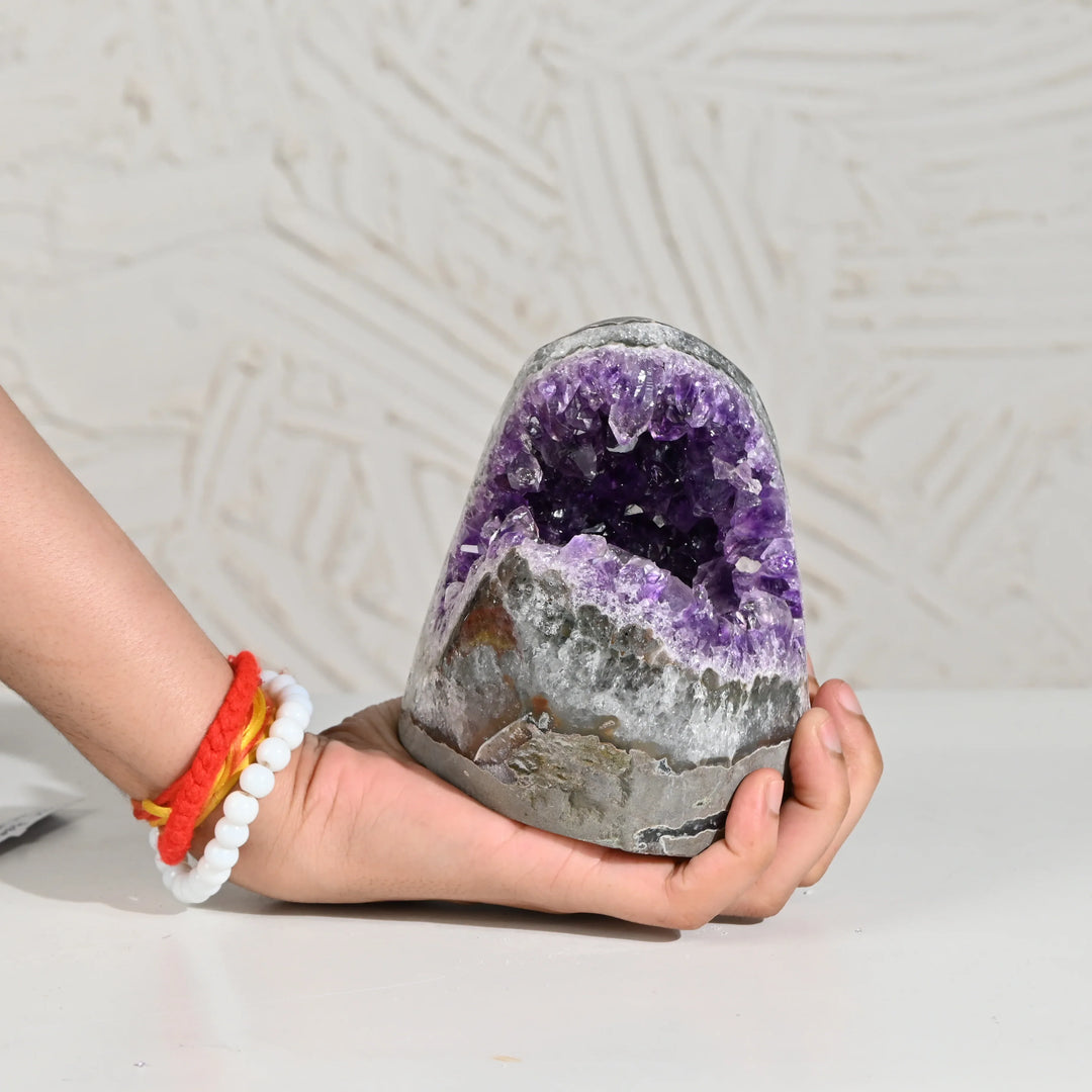 Natural Amethyst Geode 1328g - Raw Crystal for Healing