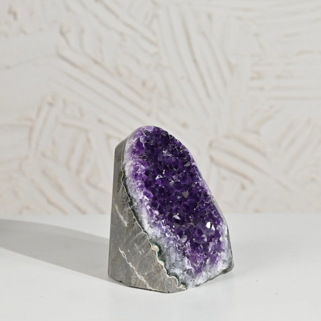 Natural Amethyst Geode 1248g - Raw Crystal for Healing