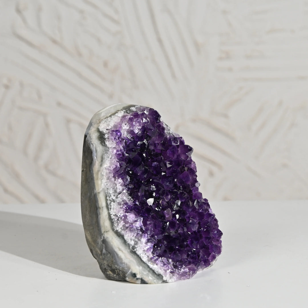 Natural Amethyst Geode 933g - Raw Crystal for Healing