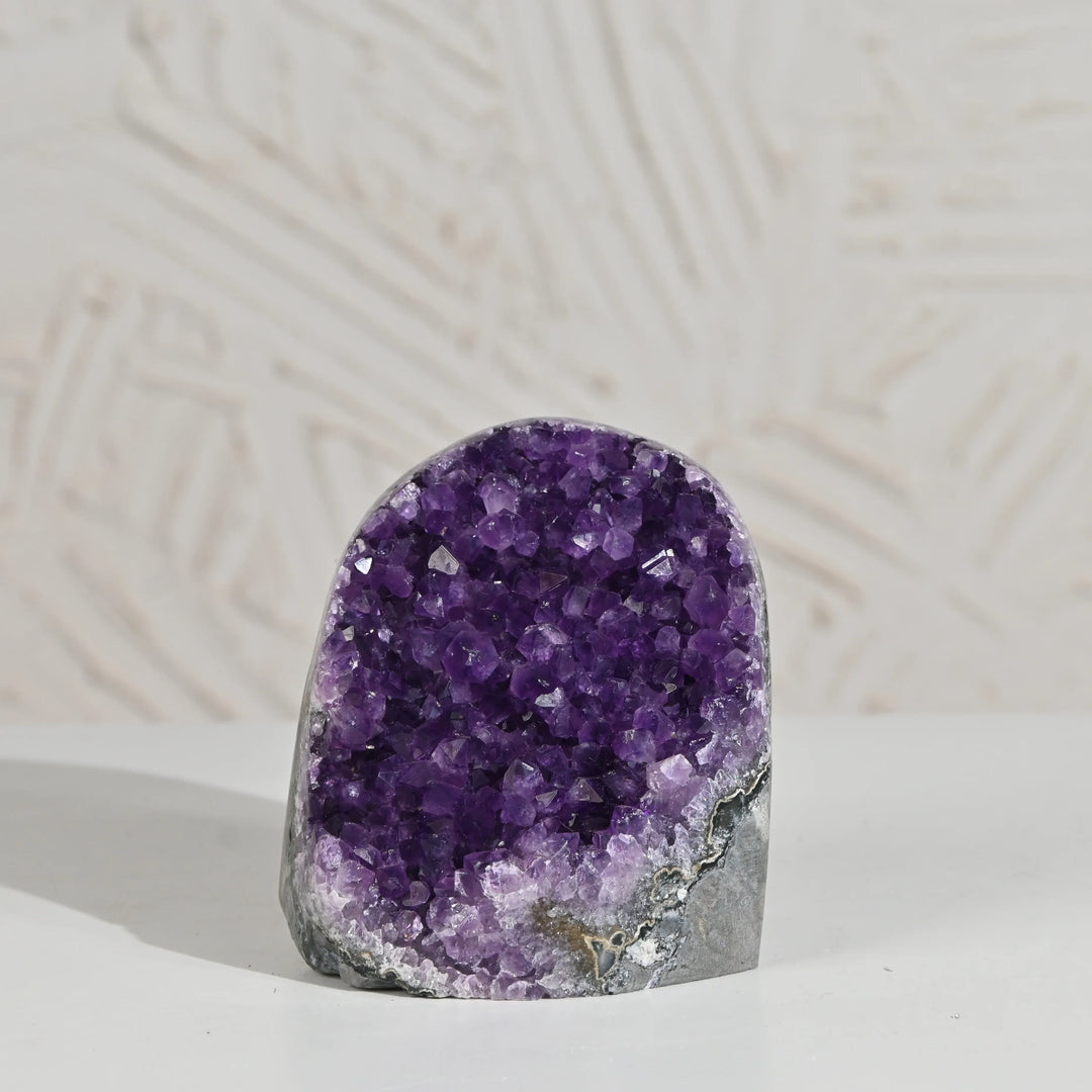 Natural Amethyst Geode 1080g - Raw Crystal for Healing