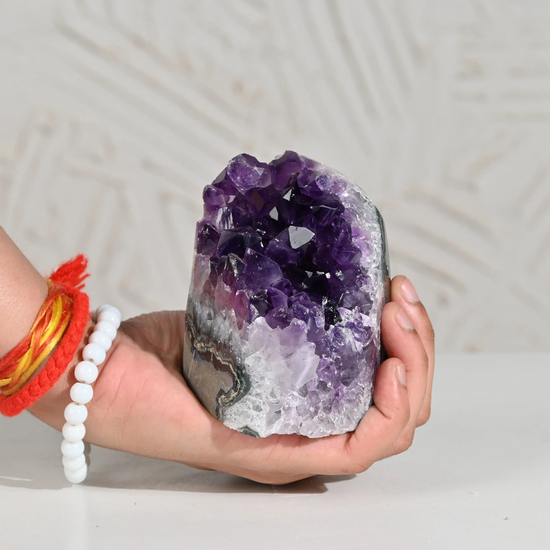 Natural Amethyst Geode 773g - Raw Crystal for Healing