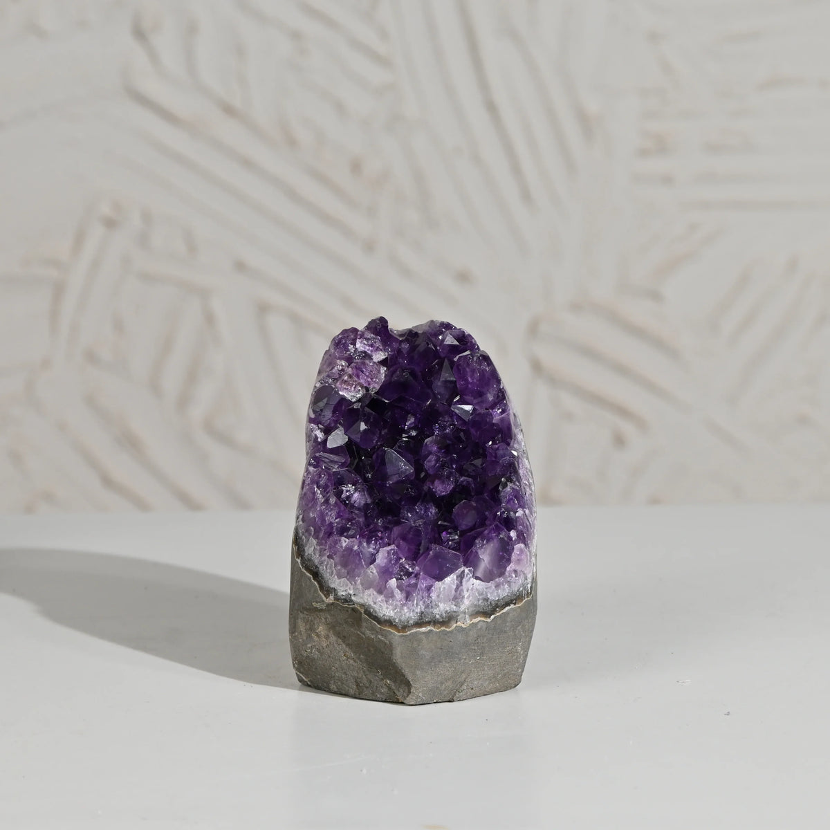 Amethyst Geode – Vibrating Crystals, Jaipur