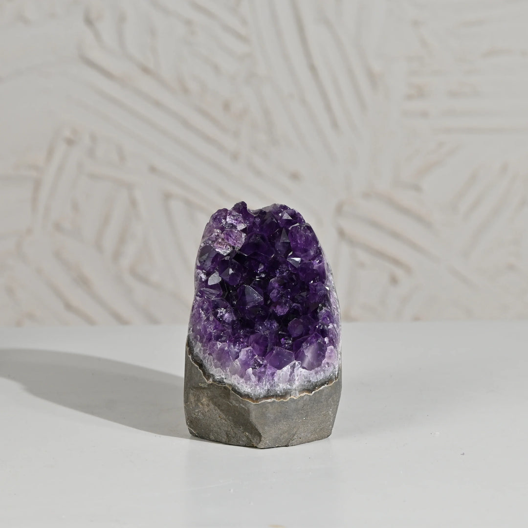 Natural Amethyst Geode 749g - Raw Crystal for Healing