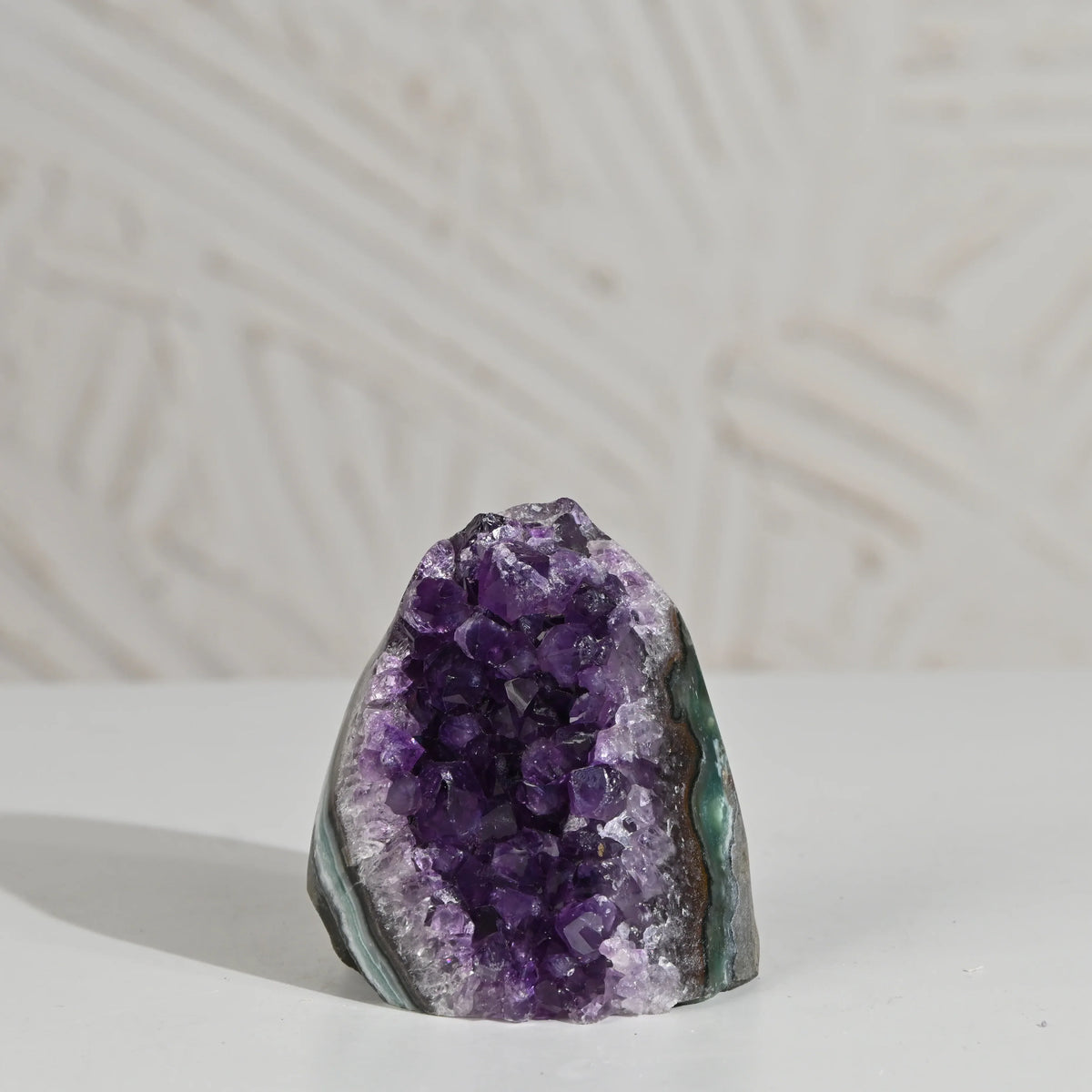 Amethyst Geode – Vibrating Crystals, Jaipur
