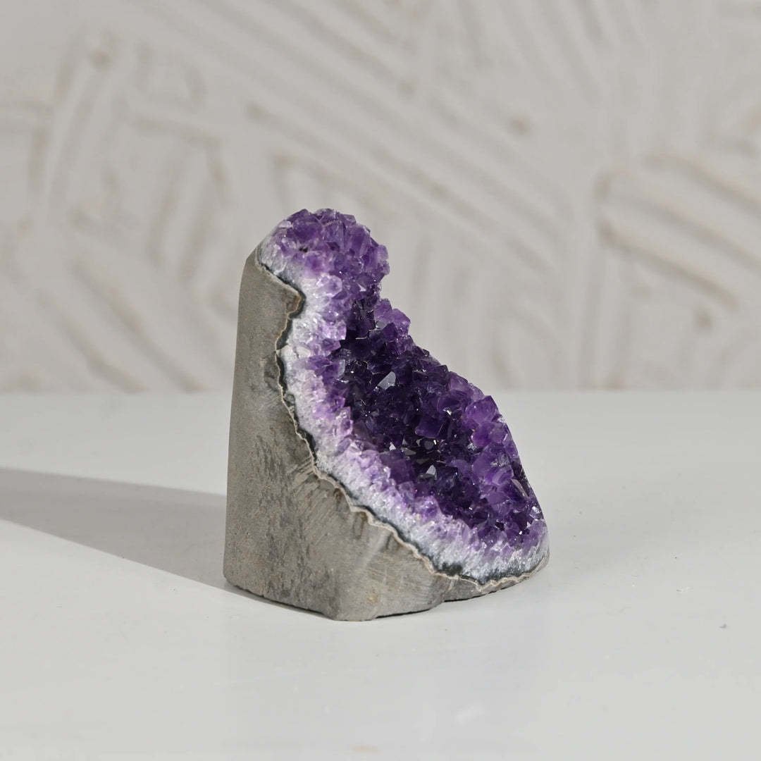 Natural Amethyst Geode 509 g - Raw Crystal for Healing